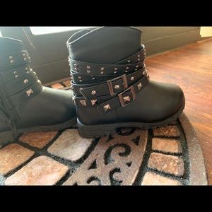 Toddler boots